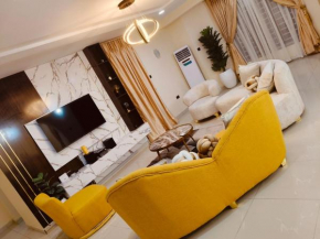 Shinyluxury Oasis